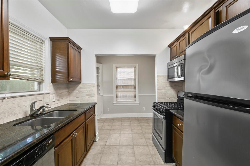 BLK 2142 TR 9 50X120 ORAM & BRYAN PKY VOL9923 - Residential Lease