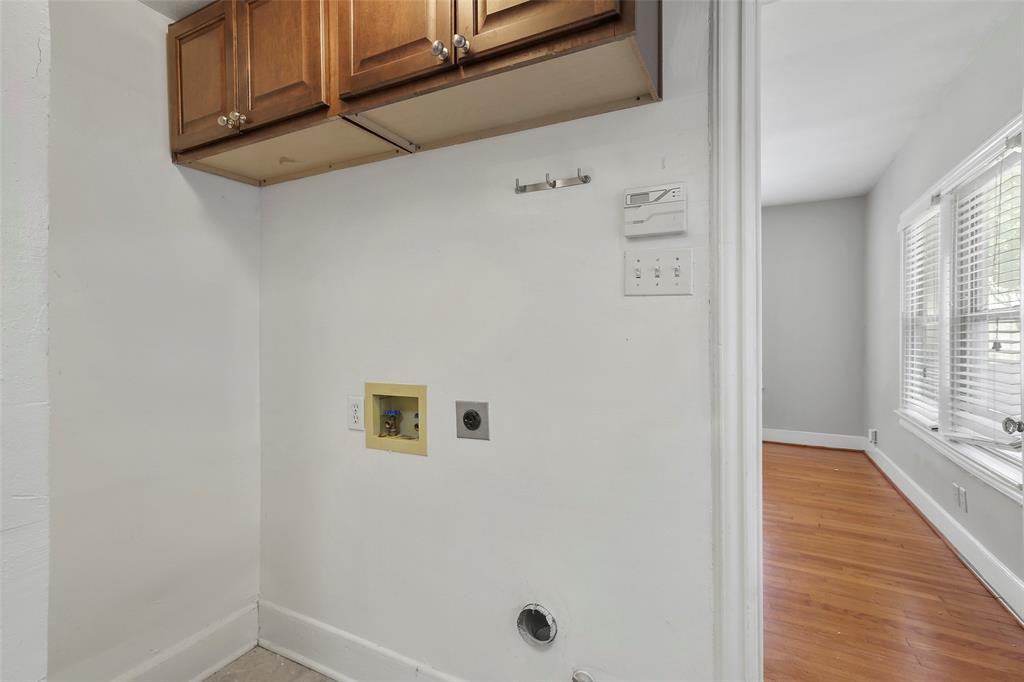 BLK 2142 TR 9 50X120 ORAM & BRYAN PKY VOL9923 - Residential Lease