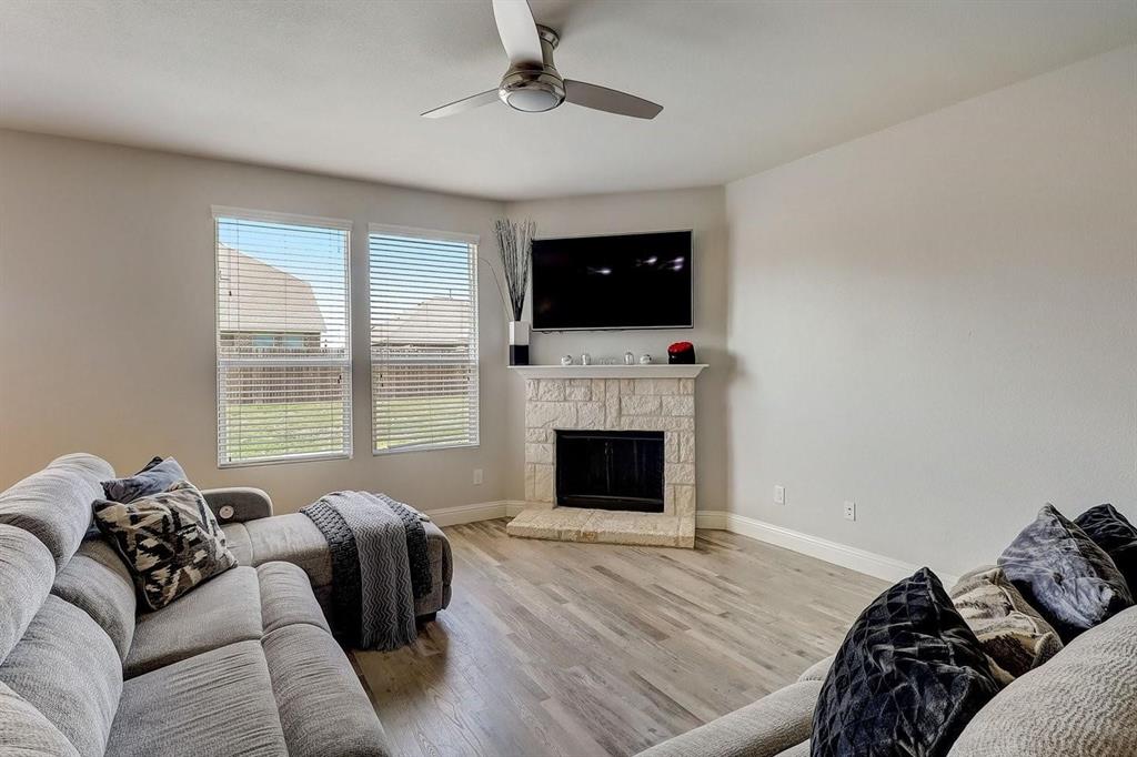 3105 Walker Creek Drive
