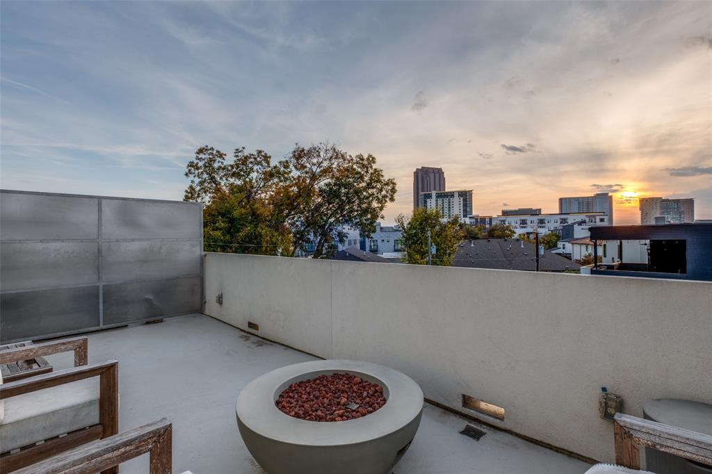 Belmont Park - Residential