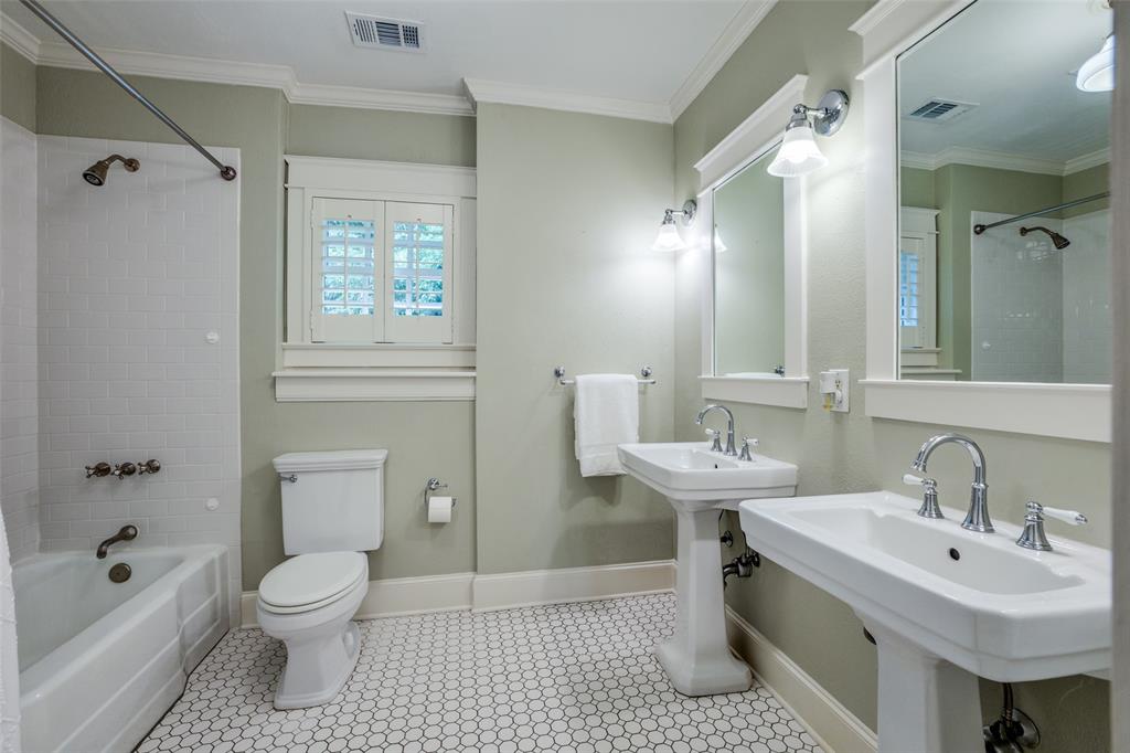 Country Club Estates - Residential