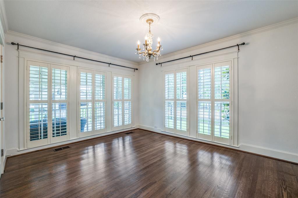 Country Club Estates - Residential