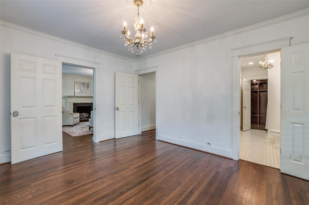 Country Club Estates - Residential