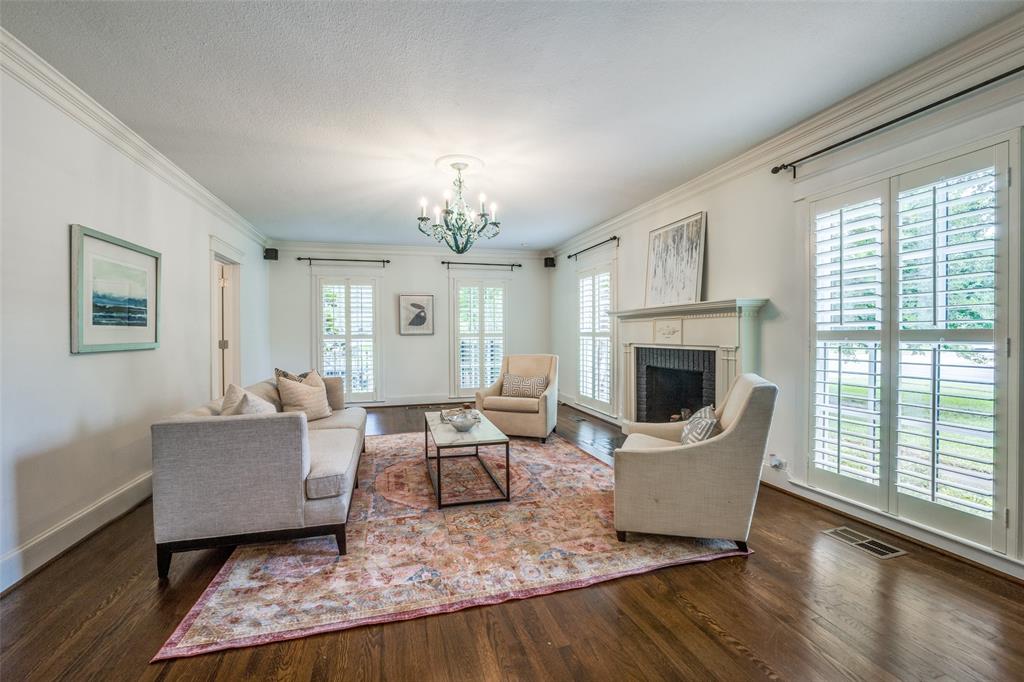 Country Club Estates - Residential