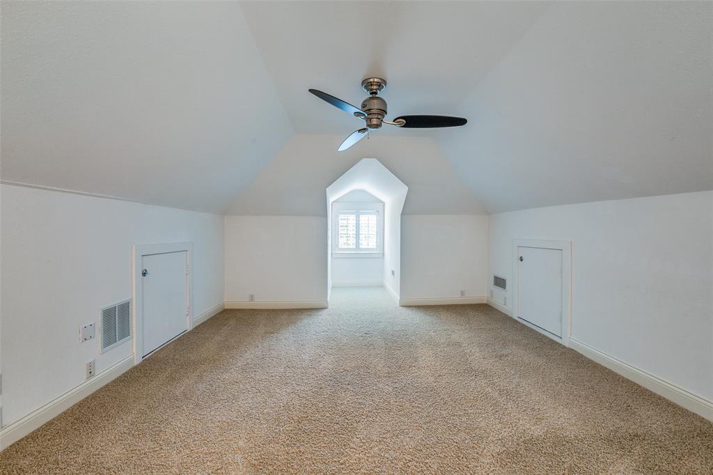 Country Club Estates - Residential