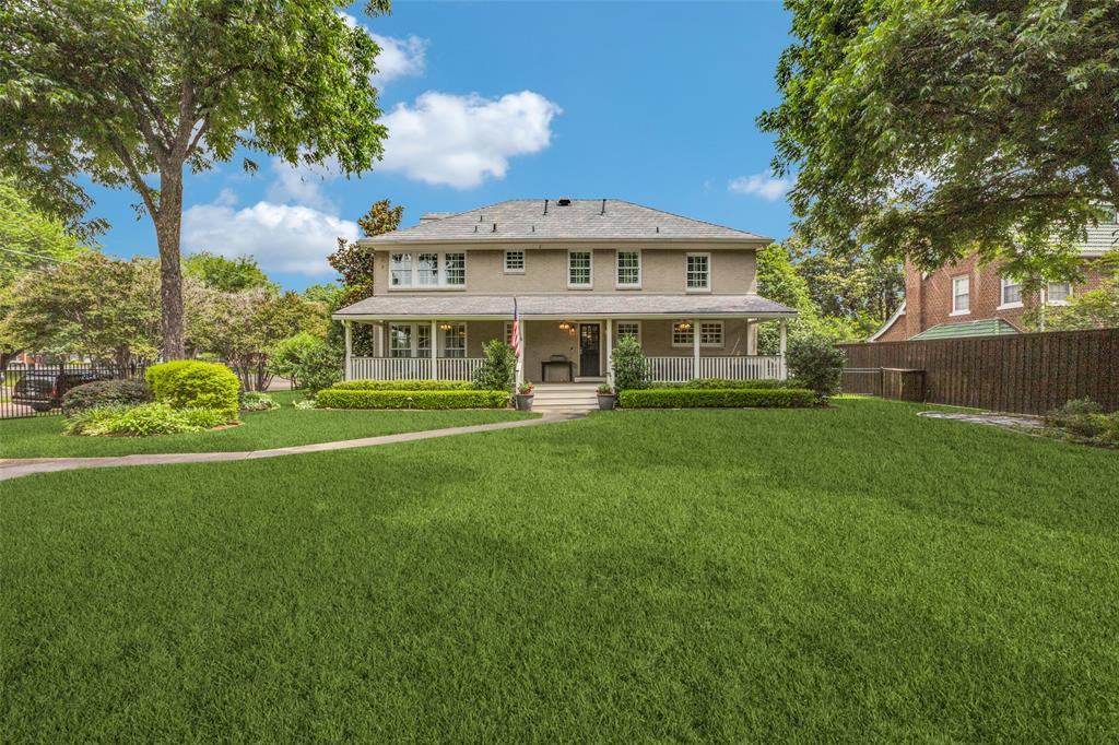 Country Club Estates - Residential