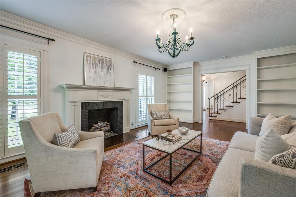 Country Club Estates - Residential