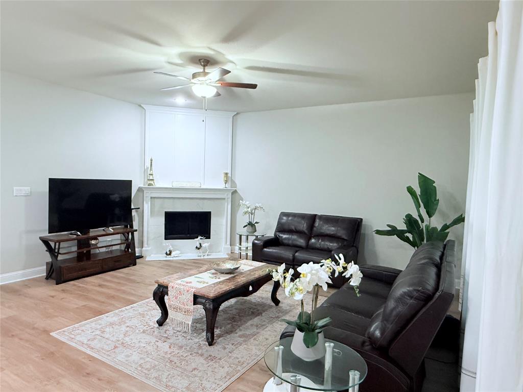 208 Hardwood Trail