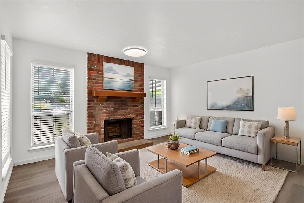 HOLLY PARK CONDOS - Residential