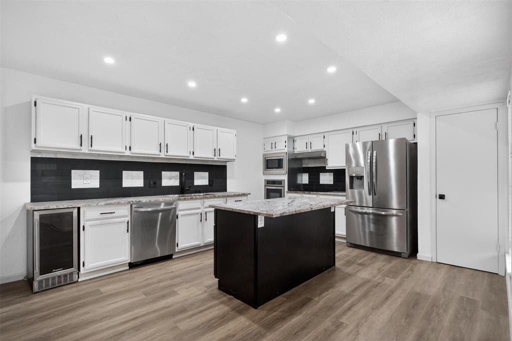 HOLLY PARK CONDOS - Residential