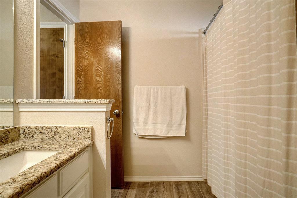 Oak Creek Estate Grapevine - Residential Lease