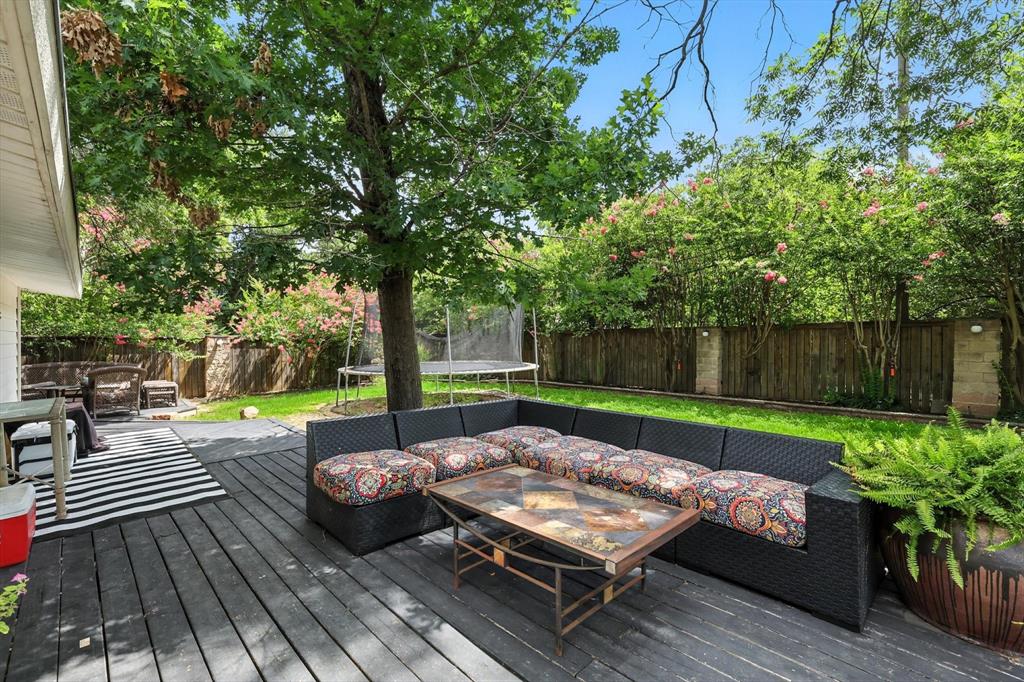 1003 Glenwick Lane