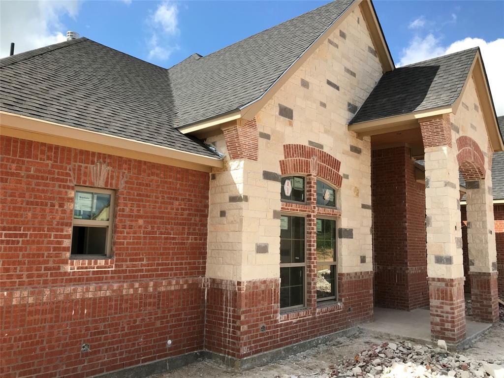 1009 Old Oaks Court