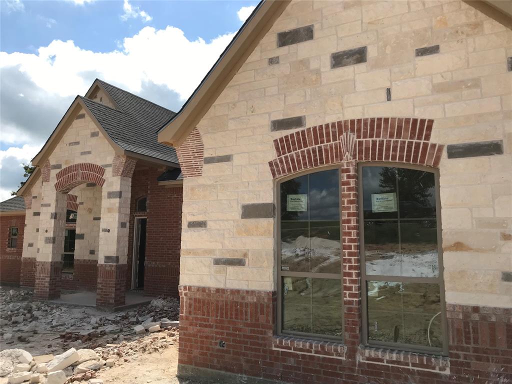 1009 Old Oaks Court