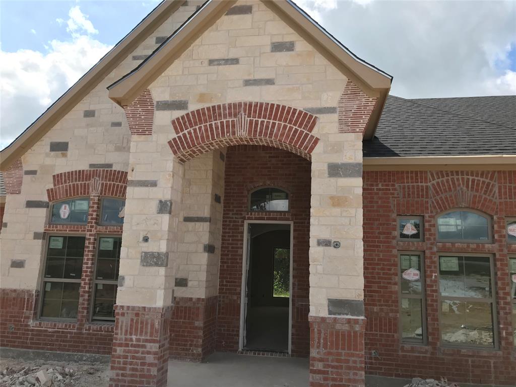 1009 Old Oaks Court