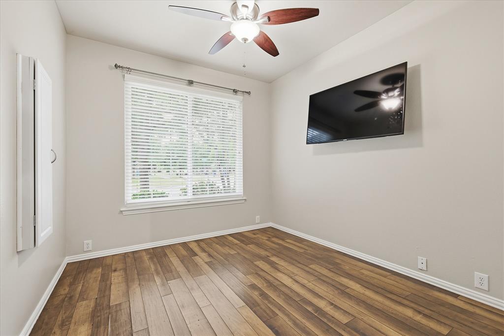 7586 Black Rock Cove