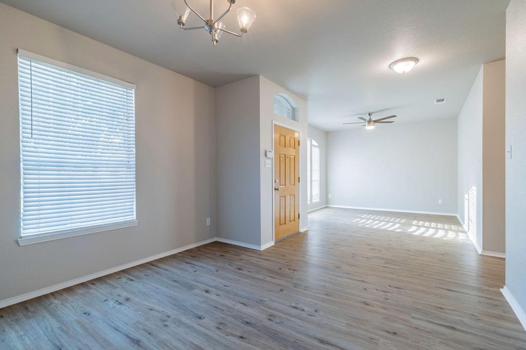 121 Timber Cross Court
