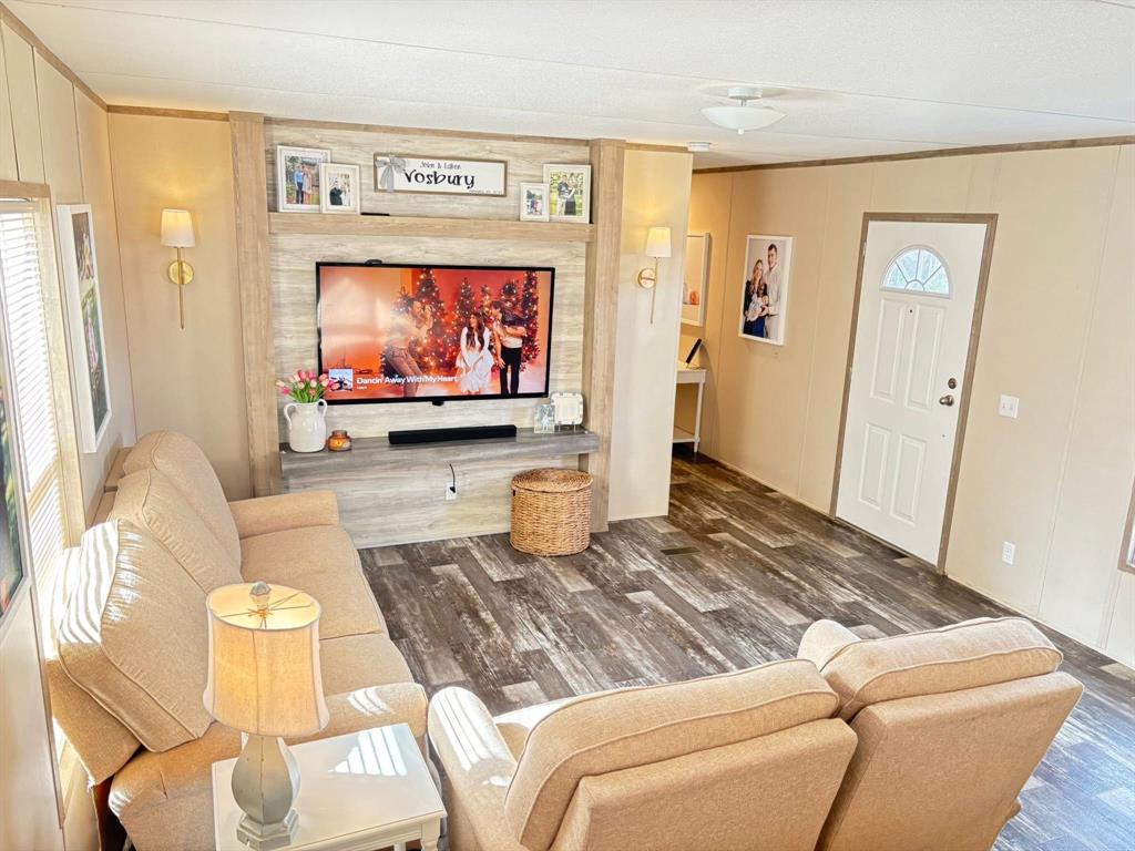 Plantation Pines - Residential