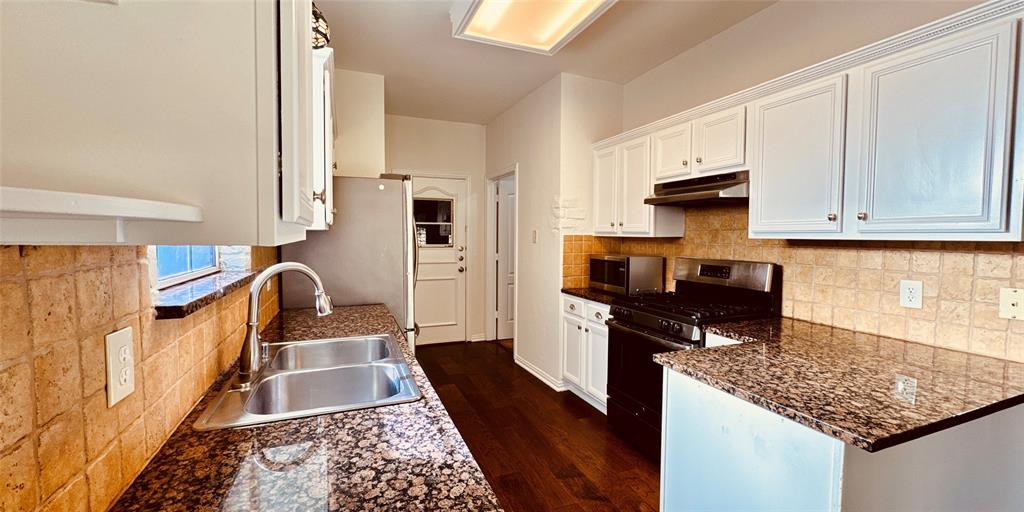 Liberty Hill Add - Residential Lease