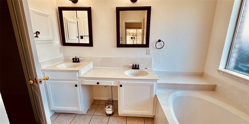 Liberty Hill Add - Residential Lease