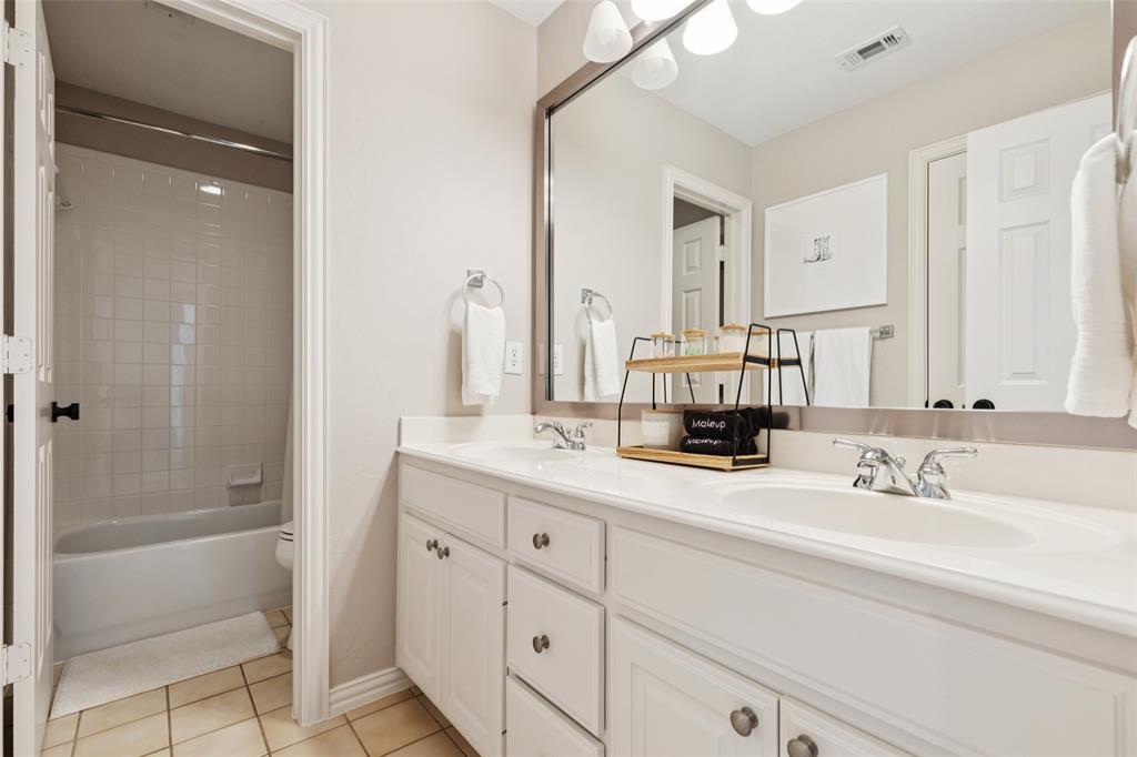 Flower Mound, Texas 75028, United States, 4 Bedrooms Bedrooms, ,3 BathroomsBathrooms,Residential,Active,168155