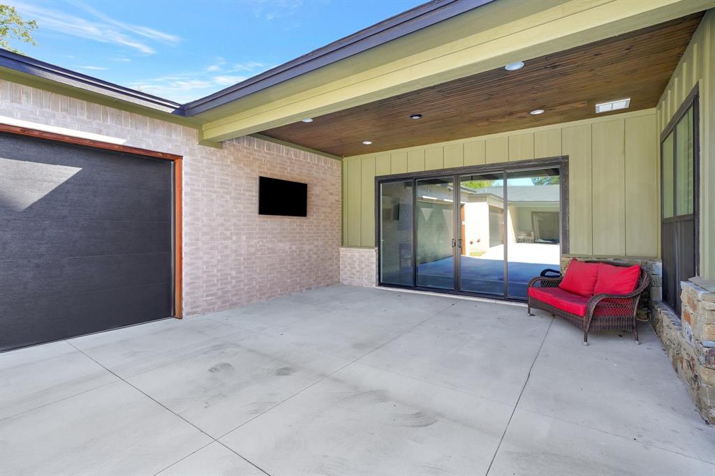 Ball & Roach - Residential