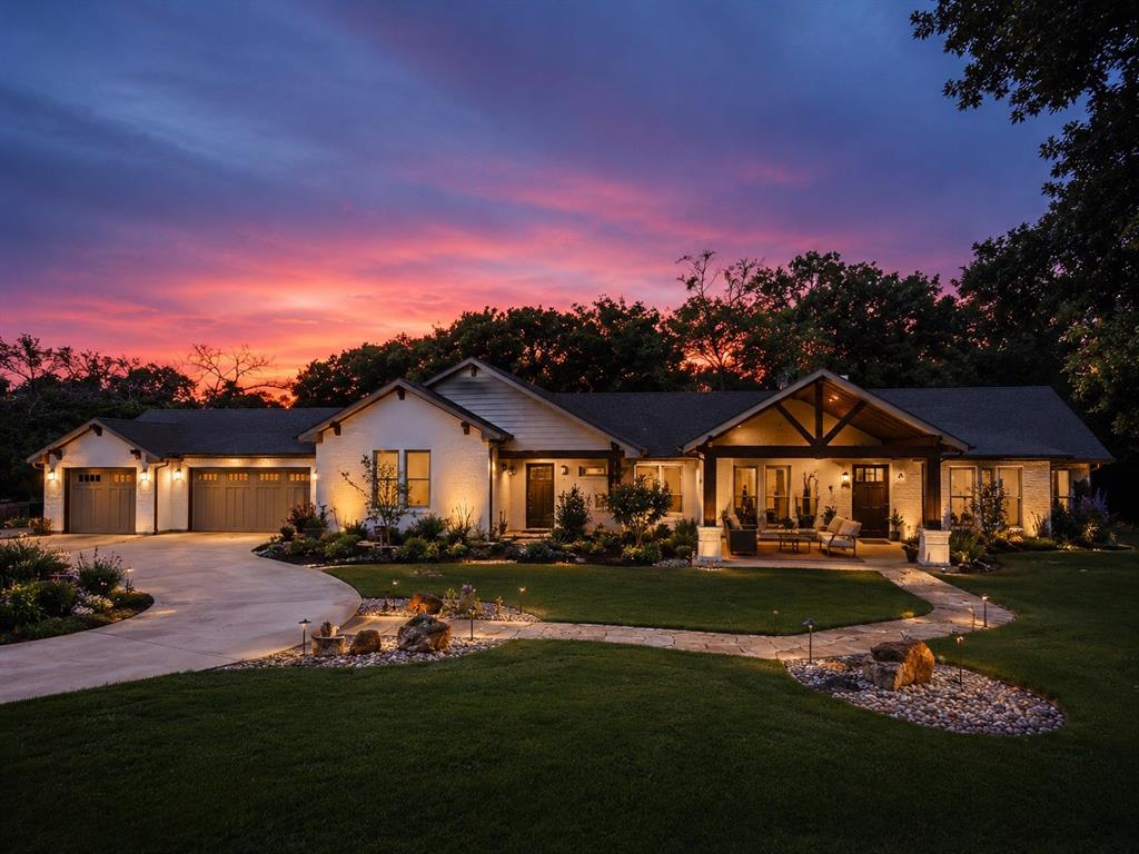 8001 Tudor Lane