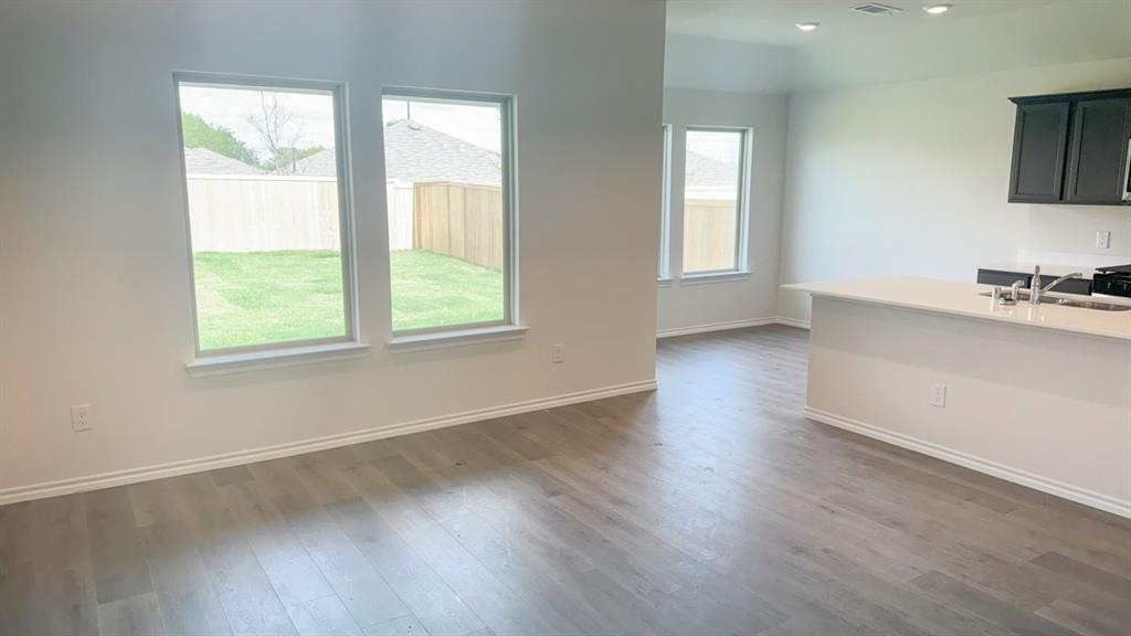 Three Oaks - Residential