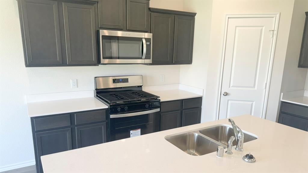 Three Oaks - Residential