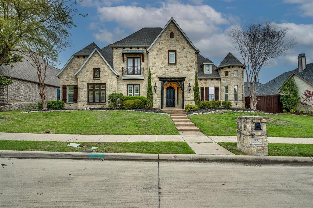 837 Elgin Court