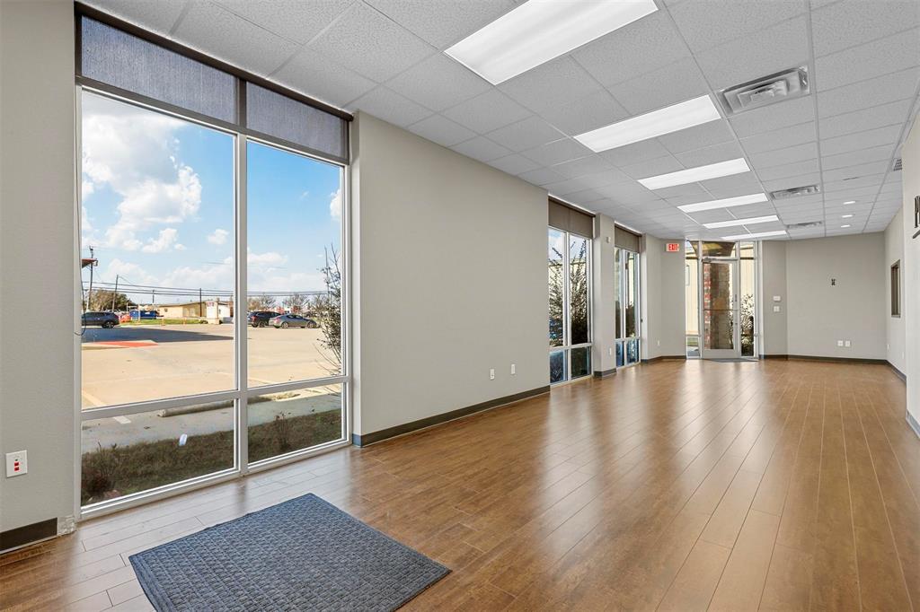 Johnson Street Plaza - Commercial Lease