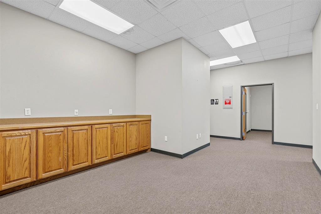 Johnson Street Plaza - Commercial Lease