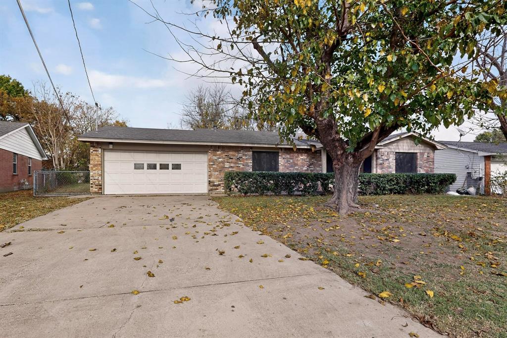 1705 E Hilton Street