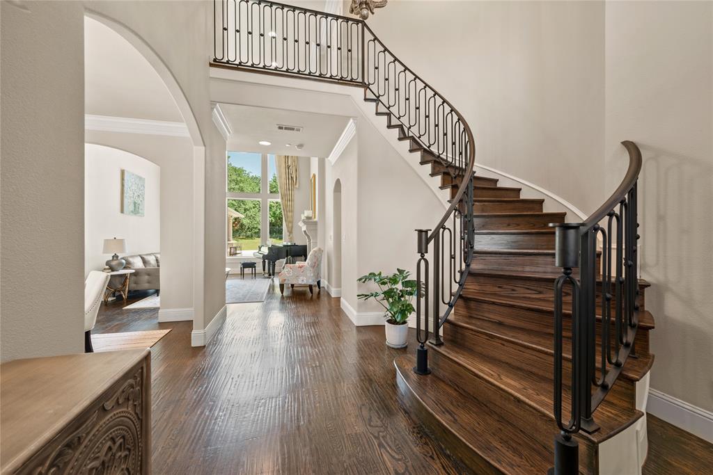 1817 Broken Bend Drive