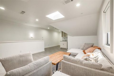 Tiny photo for 3441 Granada Avenue, University Park, TX 75205 (MLS # 21013108)