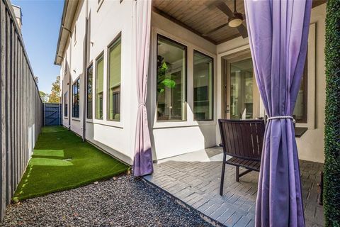 Tiny photo for 3441 Granada Avenue, University Park, TX 75205 (MLS # 21013108)