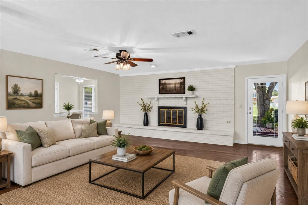 5407 Kara Lane