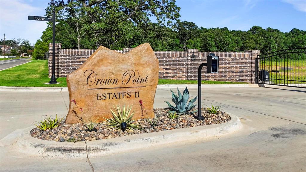 Crown Point Estate II - Residential