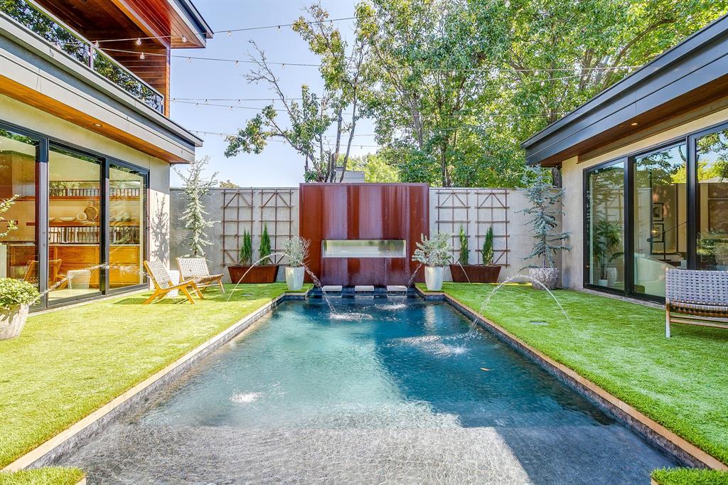 Chamberlain Arlington Heights 1st - Residential