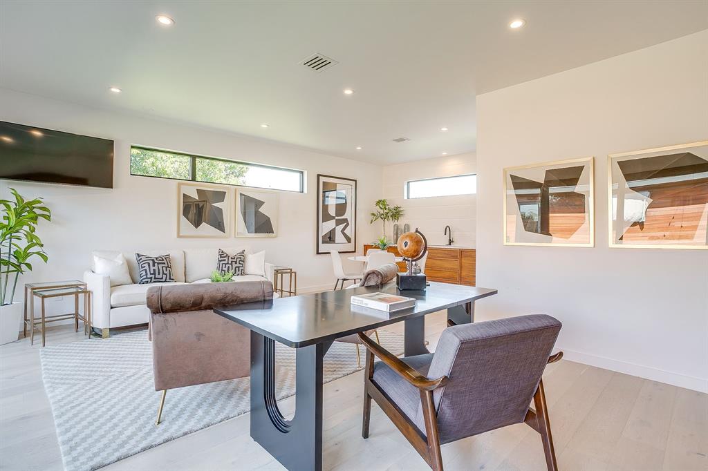 Chamberlain Arlington Heights 1st - Residential