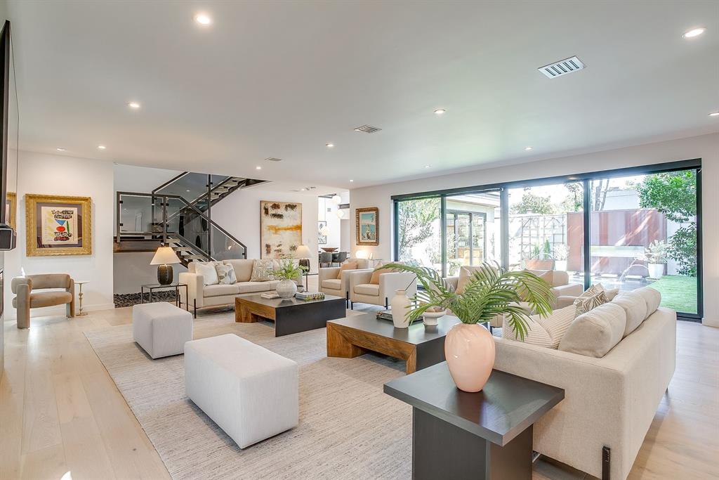 Chamberlain Arlington Heights 1st - Residential