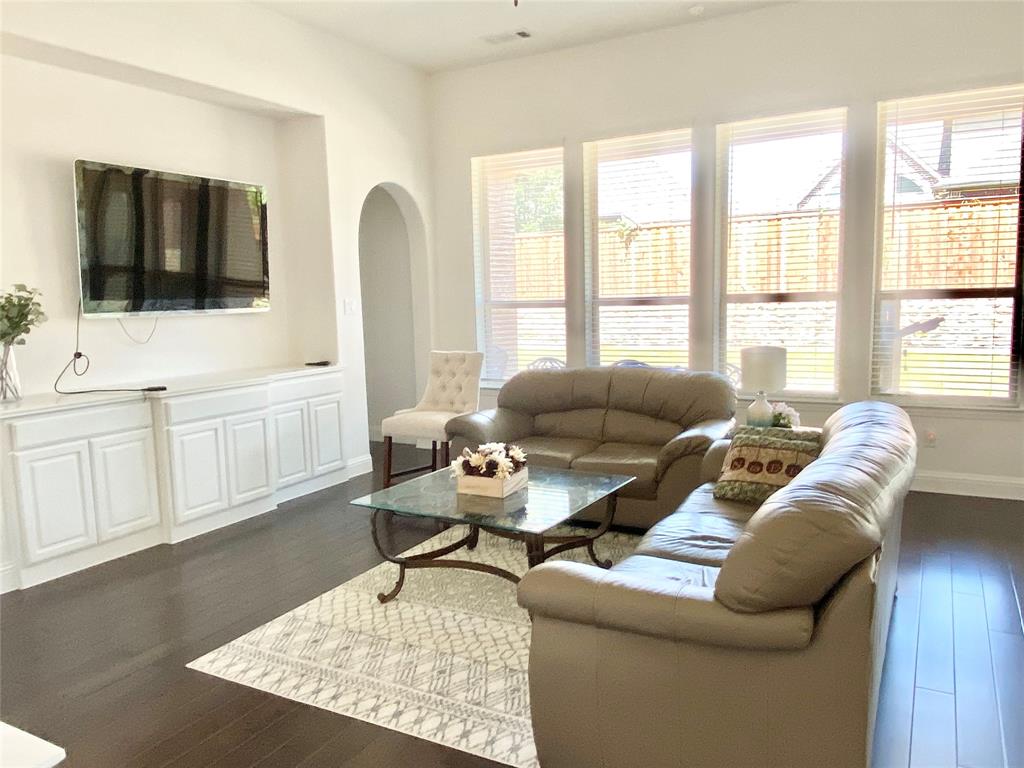 7636 Yearling Drive