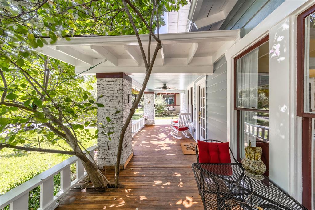 Winnetka Heights - Residential Lease