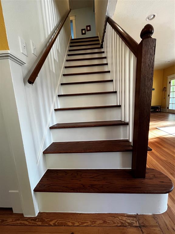 Winnetka Heights - Residential Lease