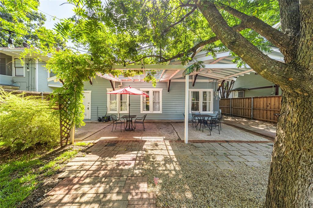 Winnetka Heights - Residential Lease