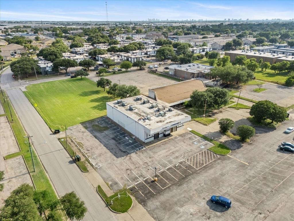 3310 W Walnut Street