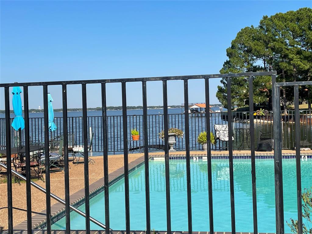 BEACHWOOD ESTATES - Residential