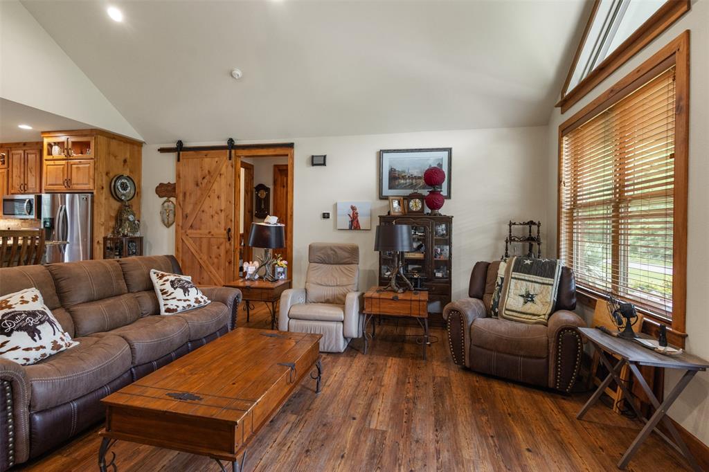 BEACHWOOD ESTATES - Residential