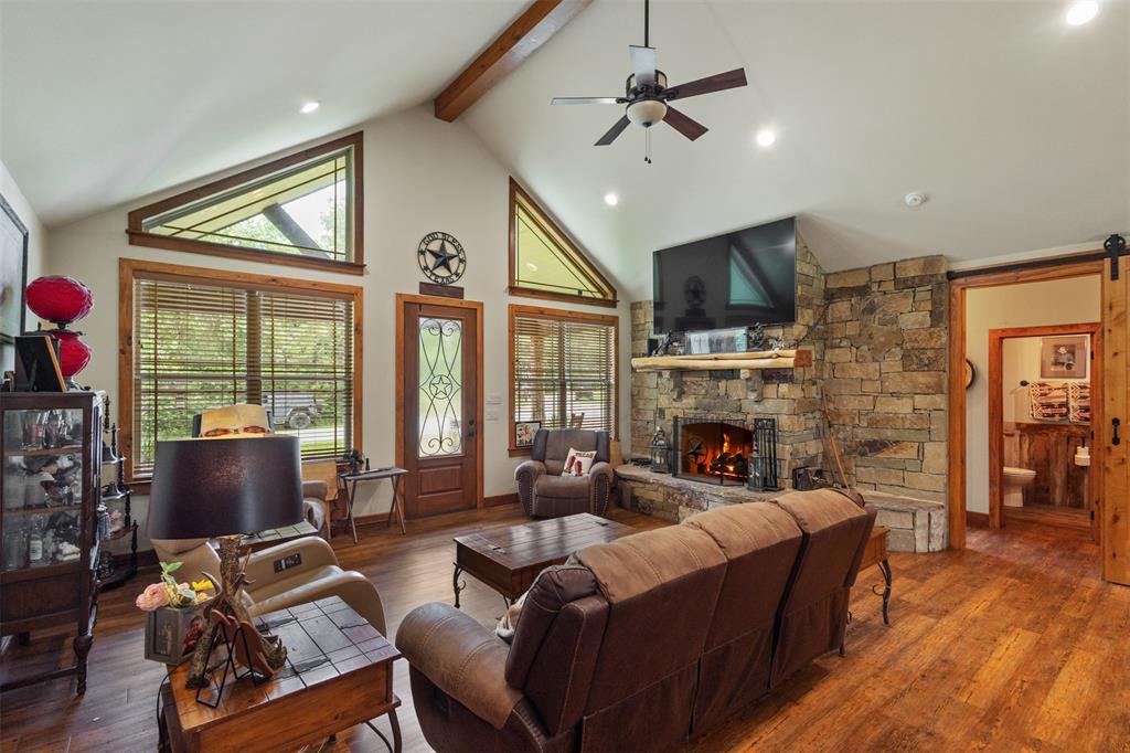 BEACHWOOD ESTATES - Residential