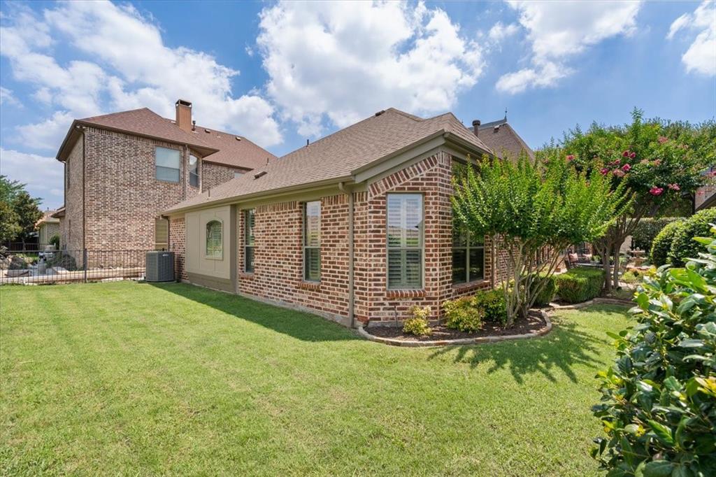 The Lakes On Legacy Drive Ph V - Residential